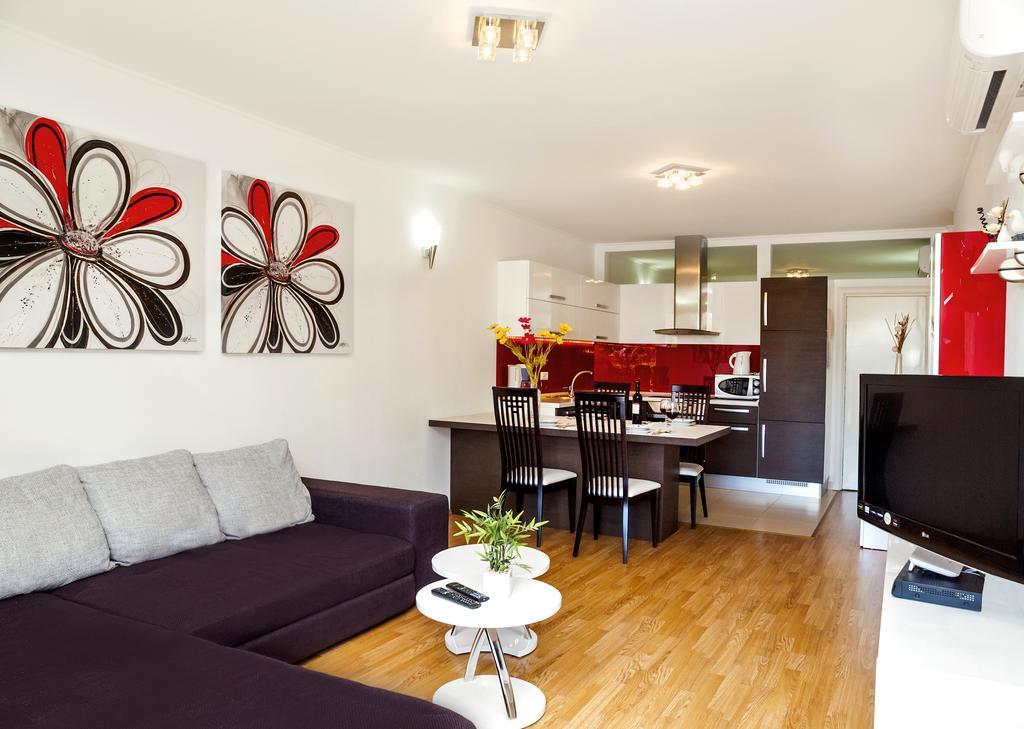 Apartment Lejo Omiš Eksteriør bilde
